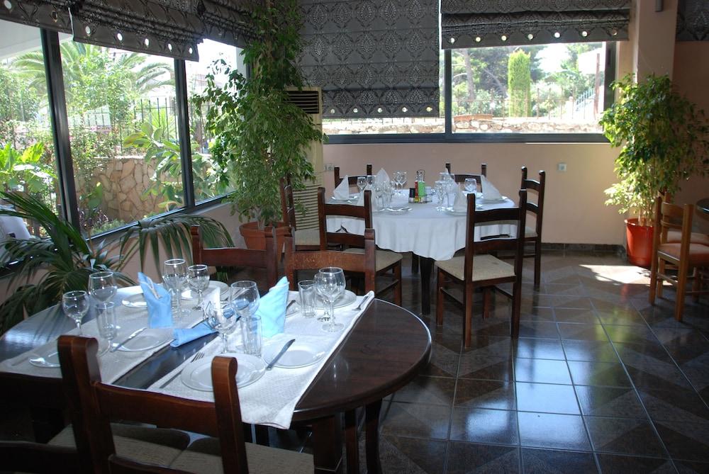 Hotel Freskia Σαράντα Εξωτερικό φωτογραφία