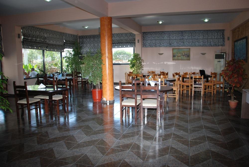 Hotel Freskia Σαράντα Εξωτερικό φωτογραφία